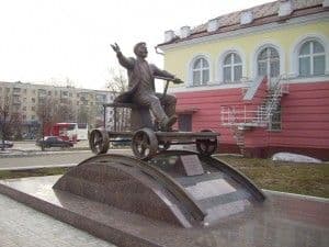 Из Красного города в Белокаменную